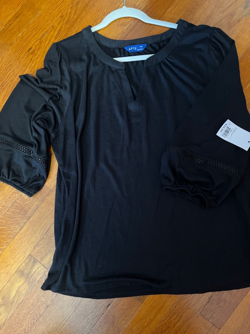 NWT XXL Apt. 9 Black Split-Neck Blouse with open Crochet Trim on 3/4 sleeves